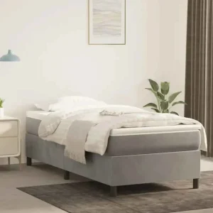 Luxueus bedframe met multiplex lattenbodem en fluweel bekleding